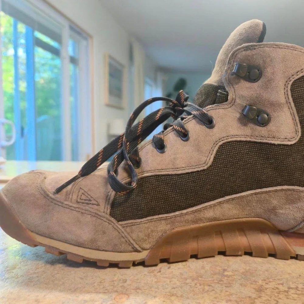 Danner Hiking Boots Men's Size 13 Waterproof Trail Hiking Rugged Leather EUC